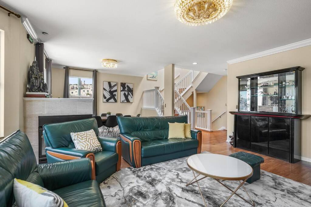 Beautiful Spacious House 2Br / 4Br In Silver Terrace San Francisco Exteriör bild